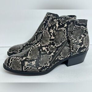 Arizona Jean Co Cadman Snake Print Ankle Boots 9.5 Gray Side Zip Heel Western